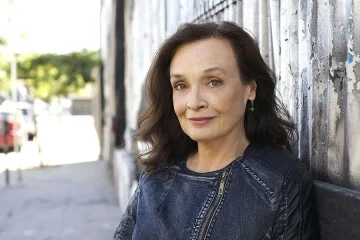 Deborah Van Valkenburgh Net Worth