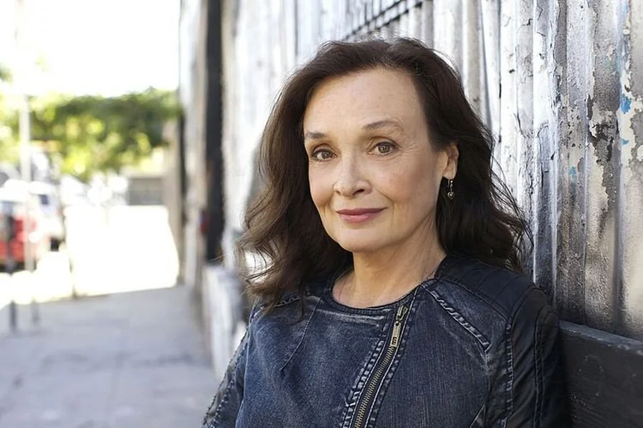 Deborah Van Valkenburgh Net Worth