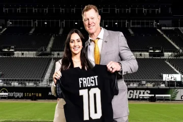 Scott Frost Wife