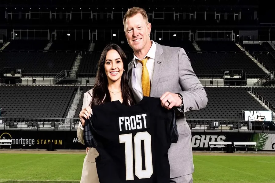 Scott Frost Wife