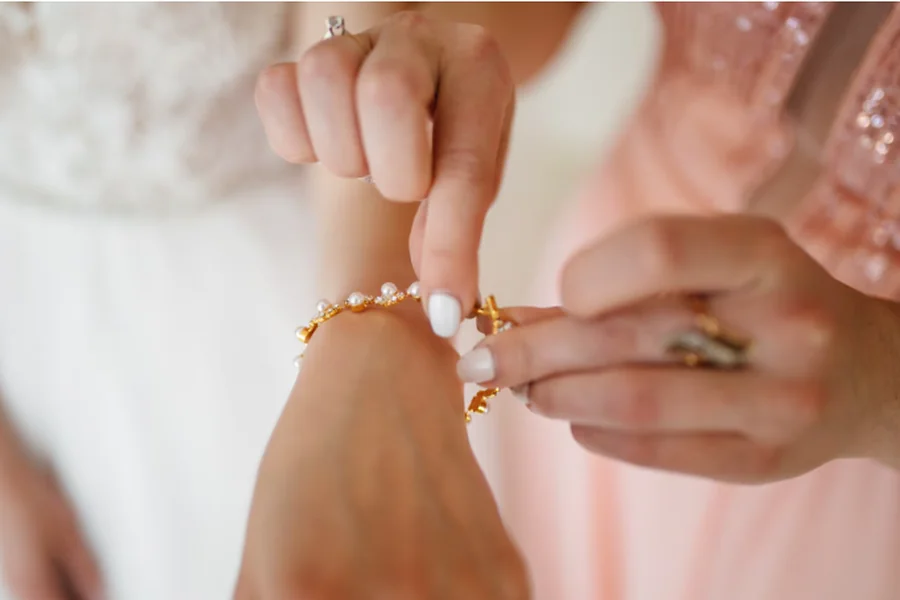 Choosing the Right Bangles for Your Style