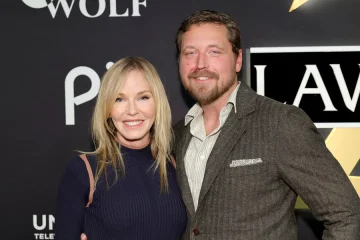 Kelli Giddish Husband