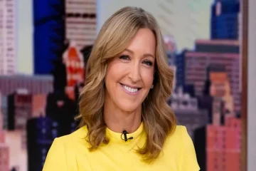 lara spencer height